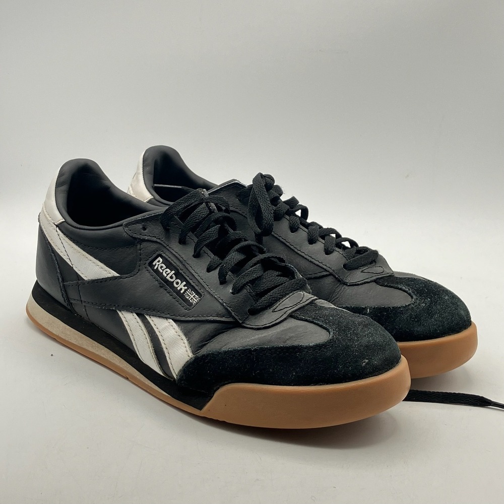 Reebok Classic Low Top Sneakers Black White Gum Sole Size US‎ 7